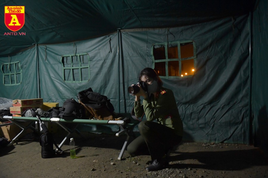Những hình ảnh bên lều dã chiến kiểm soát dịch Covid-19 tại cửa ngõ Hà Nội